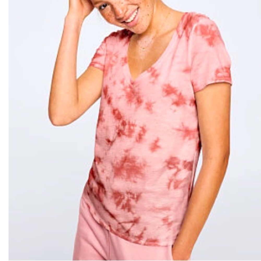 Pink Victoria’s Secret v-neck tie dye tee